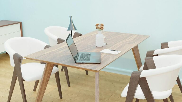 How to Create a Relaxing Home Workspace for Better Focus